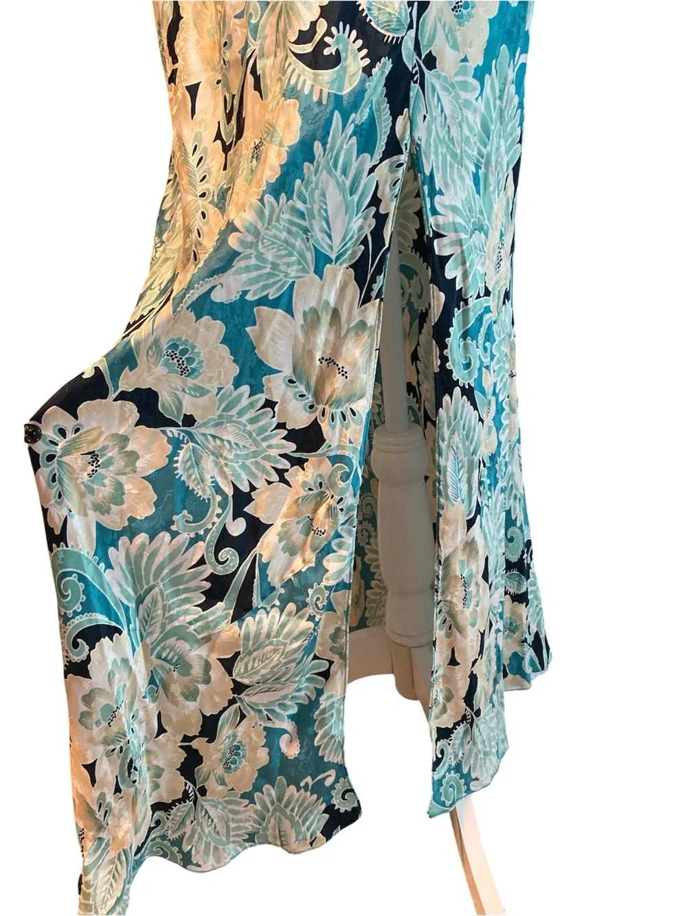 August silk vintage 90’s Floral Slip Maxi Dress in Teal and Cream - Picture 4 of 11